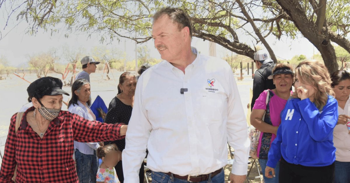 Ernesto Gándara promete a El Tazajal mejoras en programas sociales