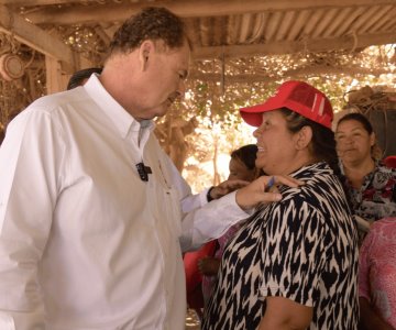 Ernesto El Borrego Gándara prioriza el contacto directo con la ciudadanía