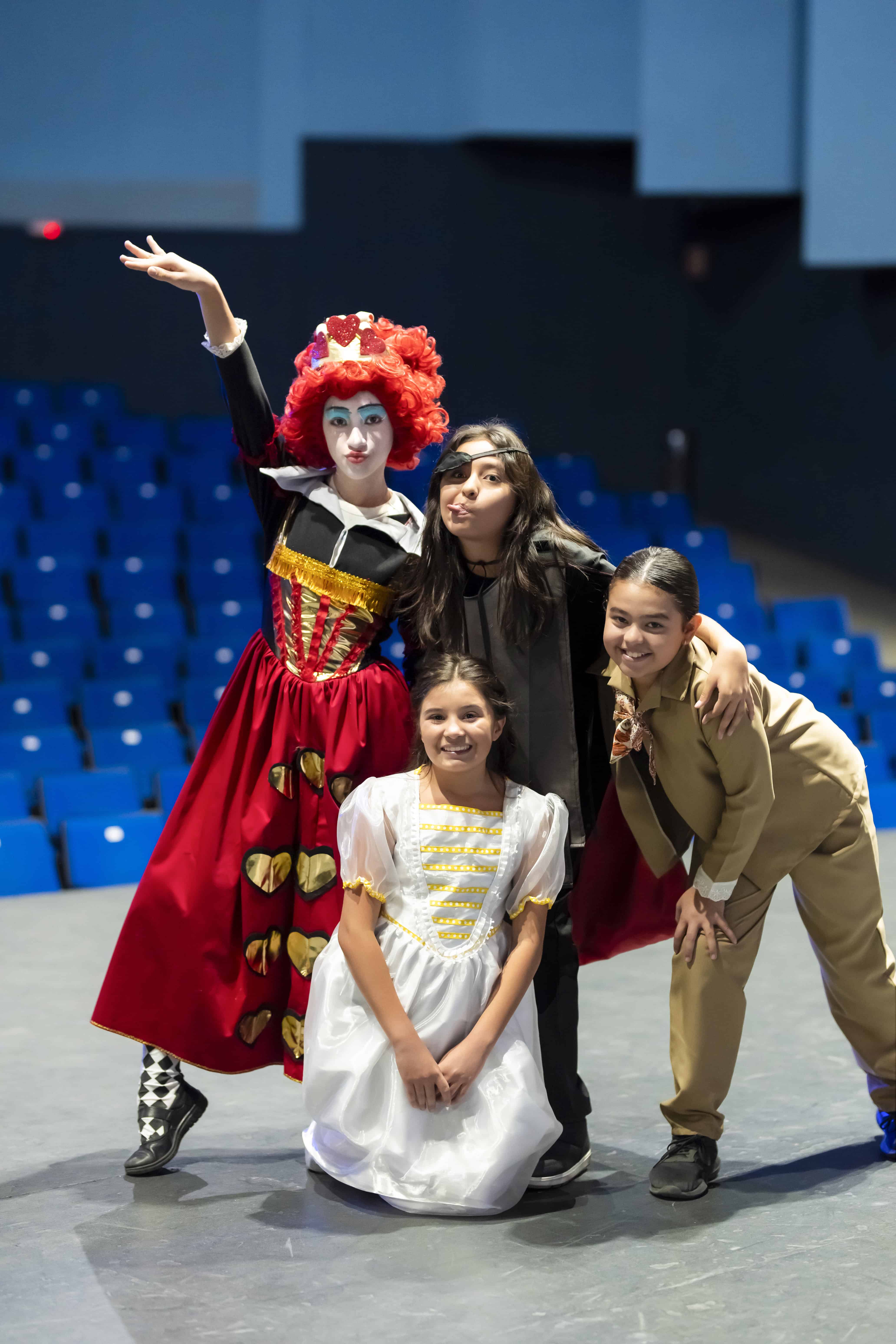 CDI AlFaEs los llevó al país de las maravillas