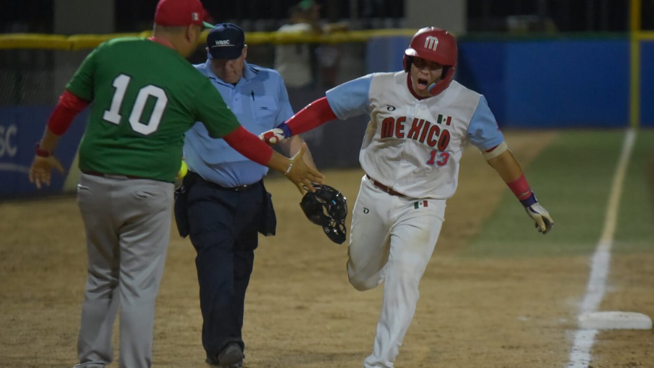 México en la pelea por el pase a la final de la Copa Mundial de Softbol