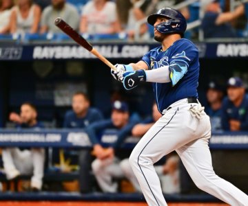 Isaac Paredes conecta su jonrón número 12 de la temporada con los Rays