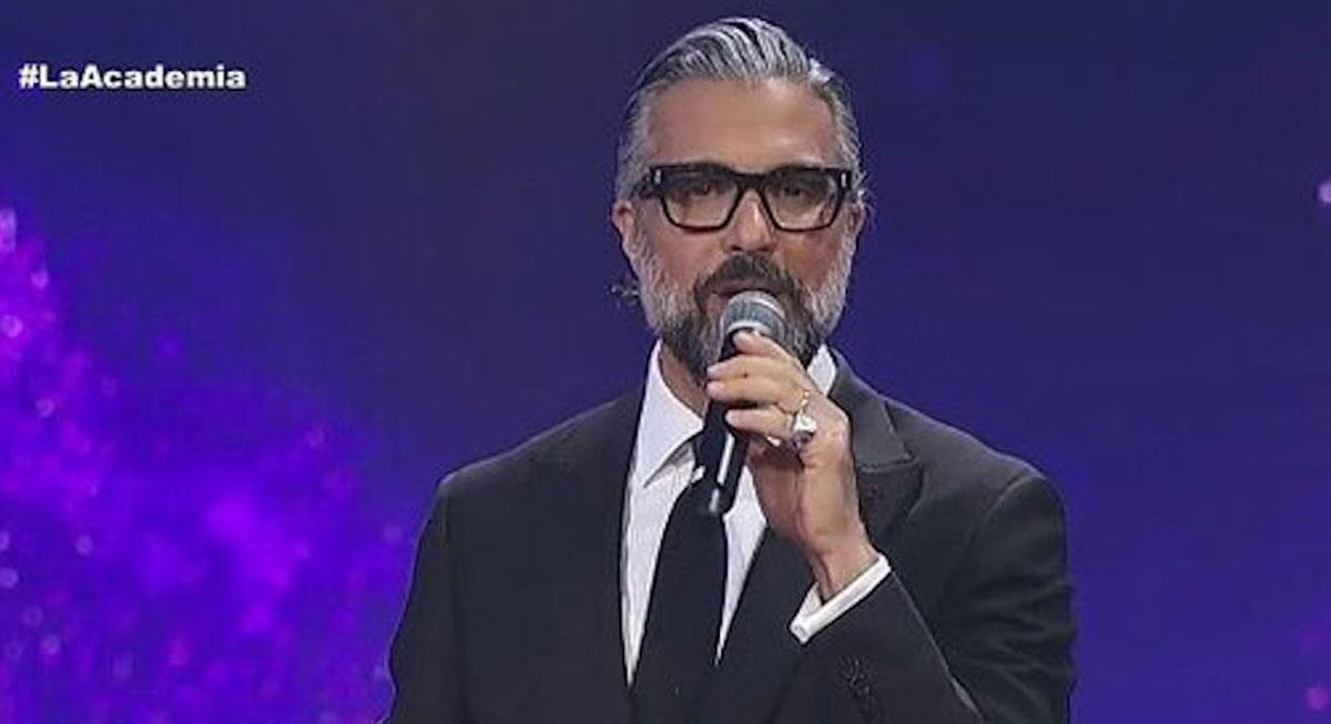 Jaime Camil explota contra la producción de La Academia