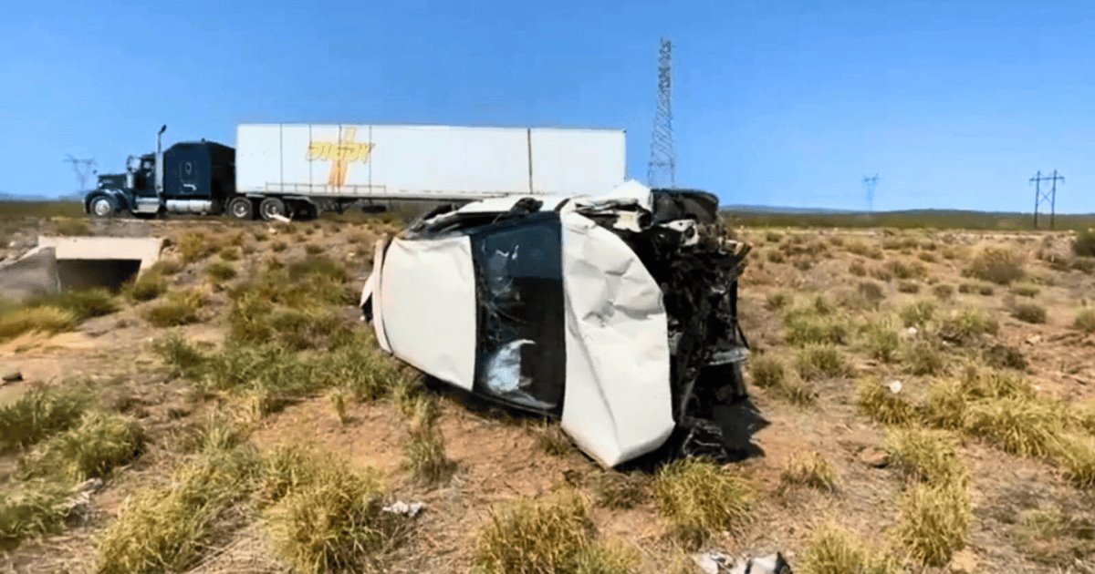 Volcamiento en carretera Guaymas-Hermosillo deja dos heridos