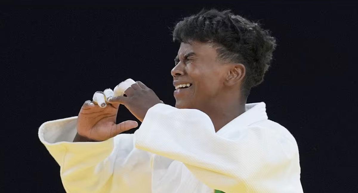 Prisca conquista plata en el judo olímpico