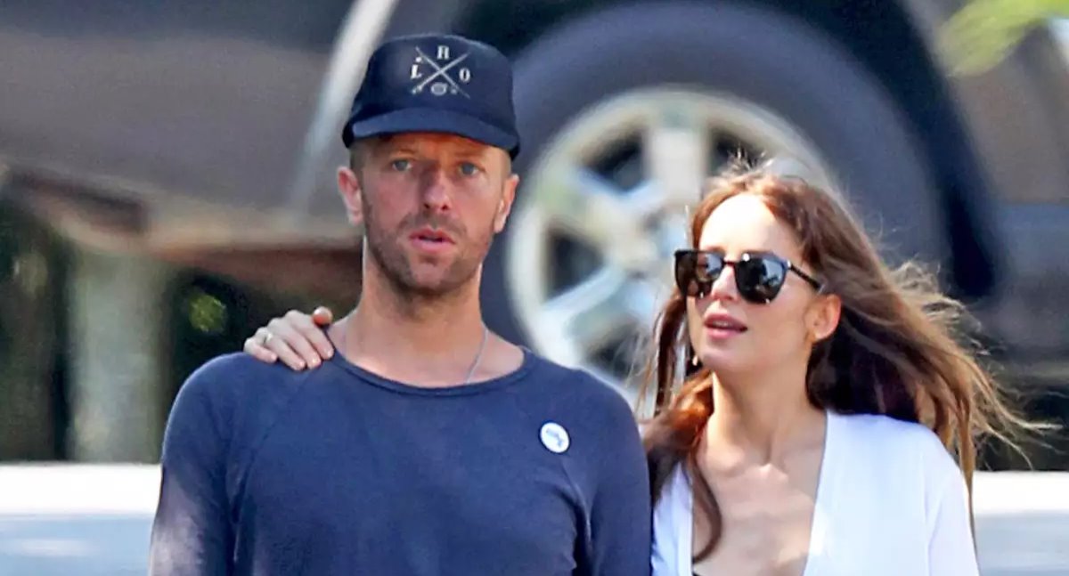 ¿Dakota Johnson y Chris Martin terminaron su compromiso?