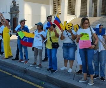 Venezolanos en Hermosillo se manifiestan por resultados de elecciones