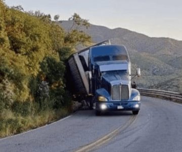 Accidente en la carretera Ímuris-Cananea provoca tránsito lento