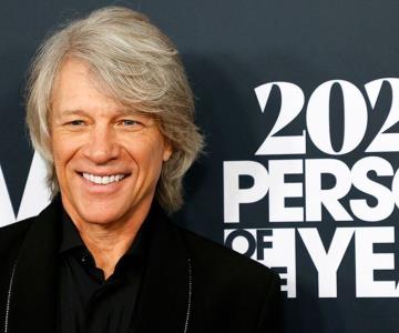 Bon Jovi evita que una mujer salte de un puente