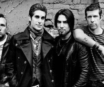 Jane´s Addiction cancela su gira por problemas mentales de su líder