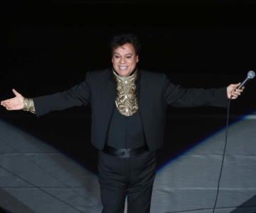 Proyectarán en el zócalo el concierto de Juan Gabriel en Bellas Artes