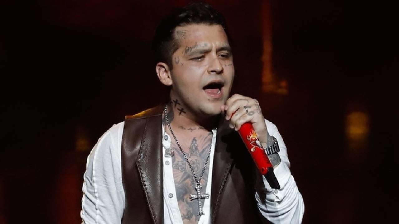 Christian Nodal, ¿se está quedando calvo?