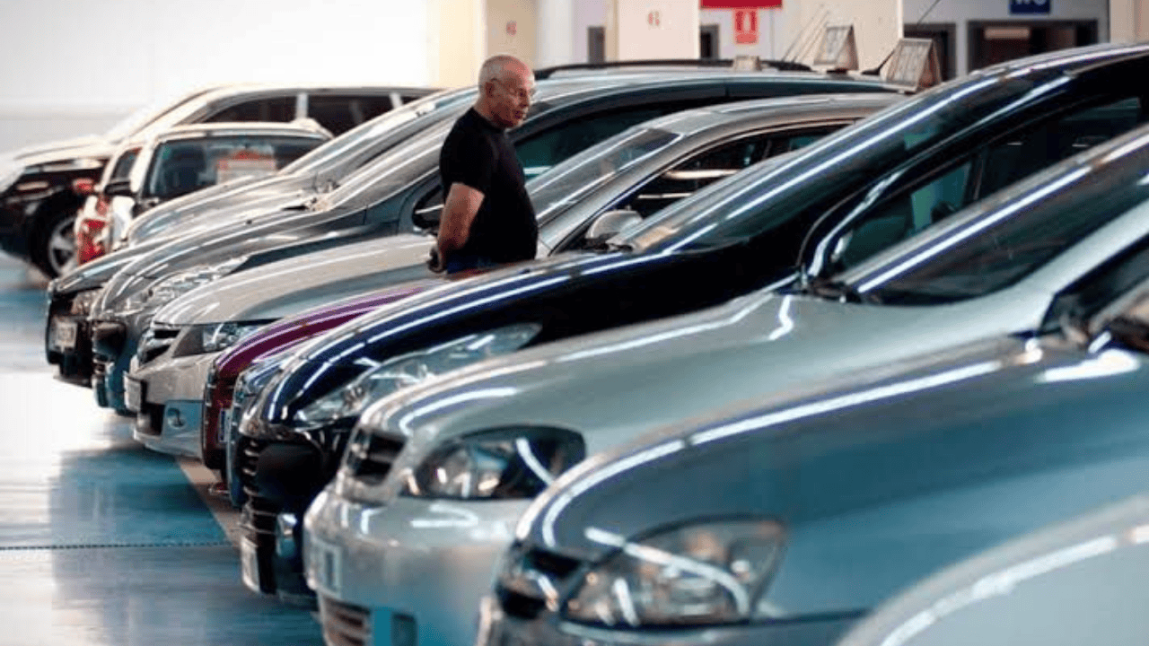 Sector automotriz cierra ciclo al alza; se colocaron 114 mil autos nuevos
