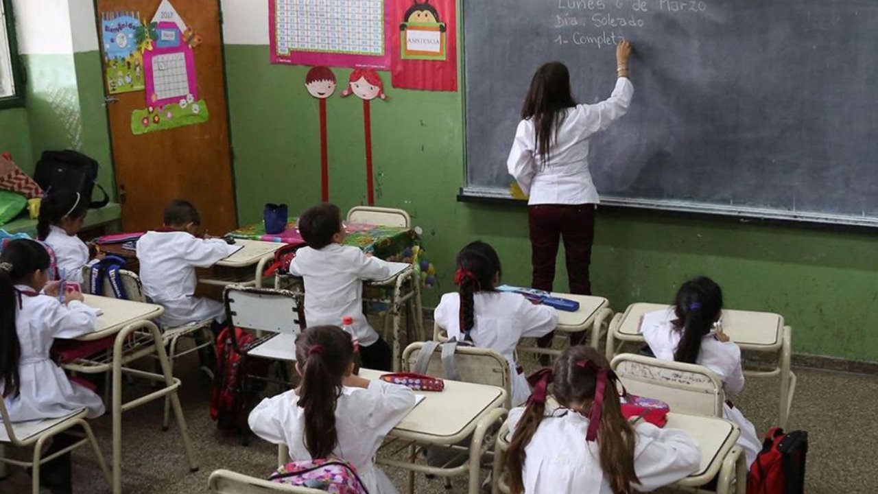 Más de 3.7 millones de menores están fuera de las aulas en México