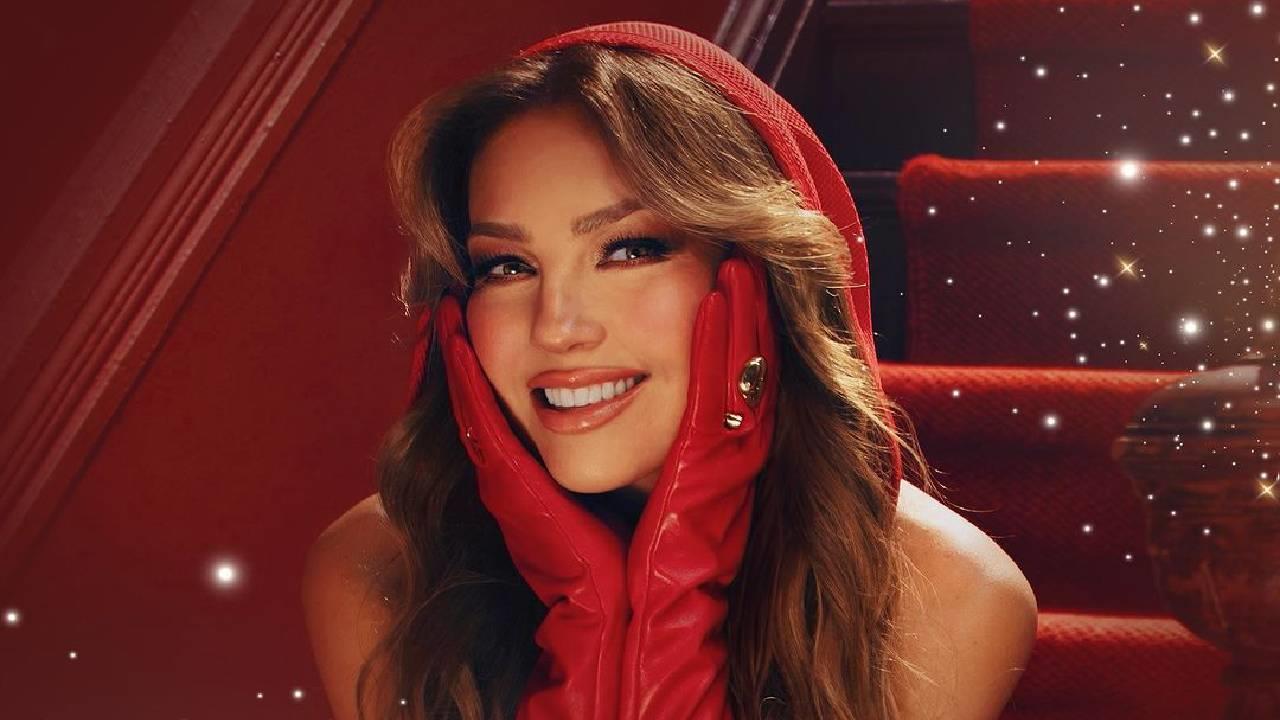 Thalía anuncia el lanzamiento de un disco navideño