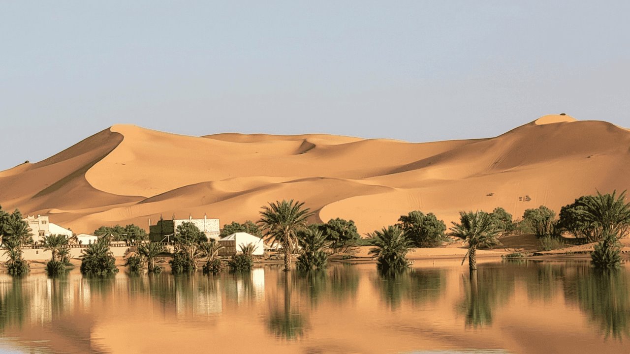 Lluvias inusuales inundan el desierto del Sahara tras décadas de sequía