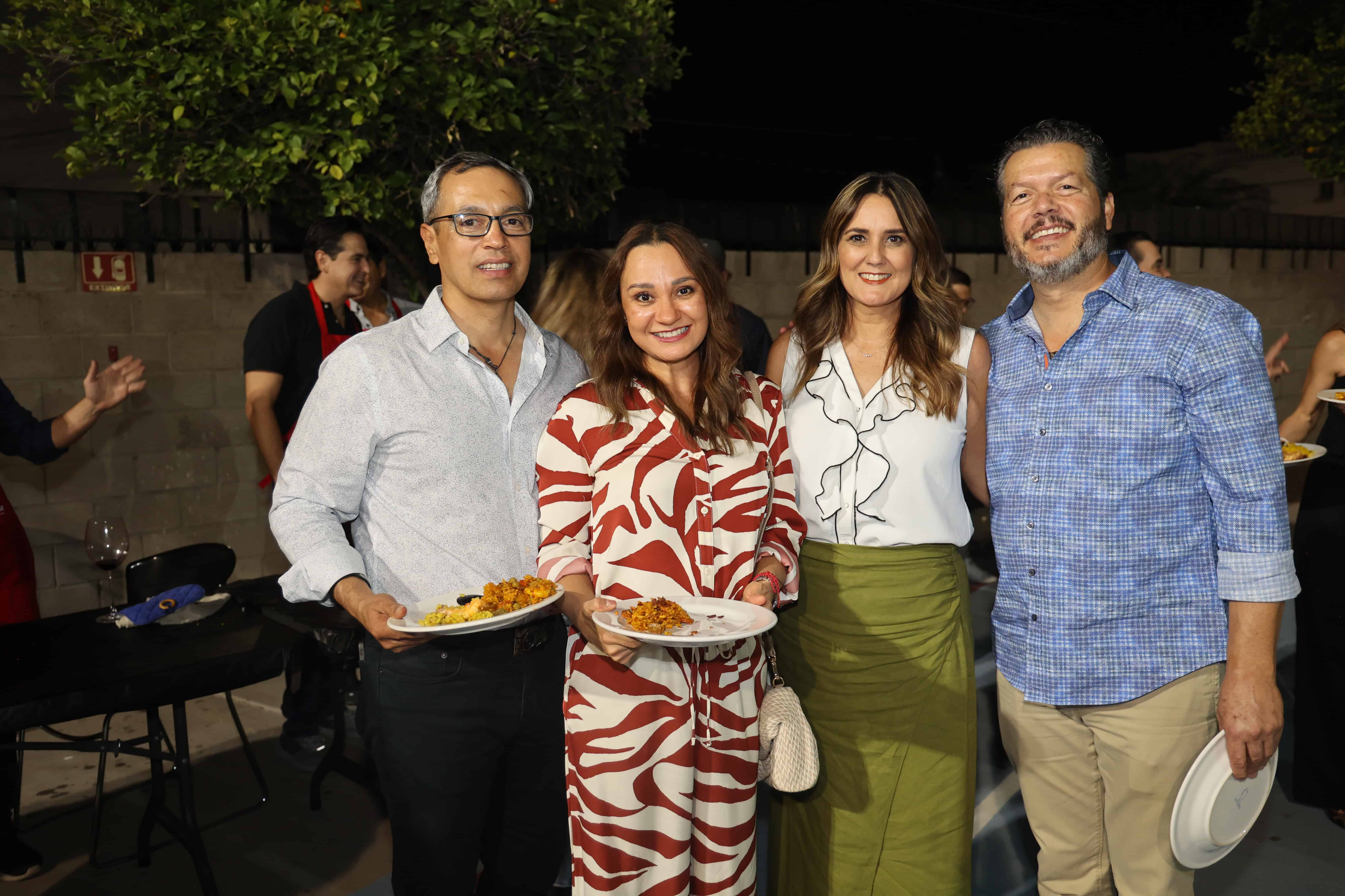 Viven maravillosa noche en la Paellada 2024 del Colegio Liceo Thezia