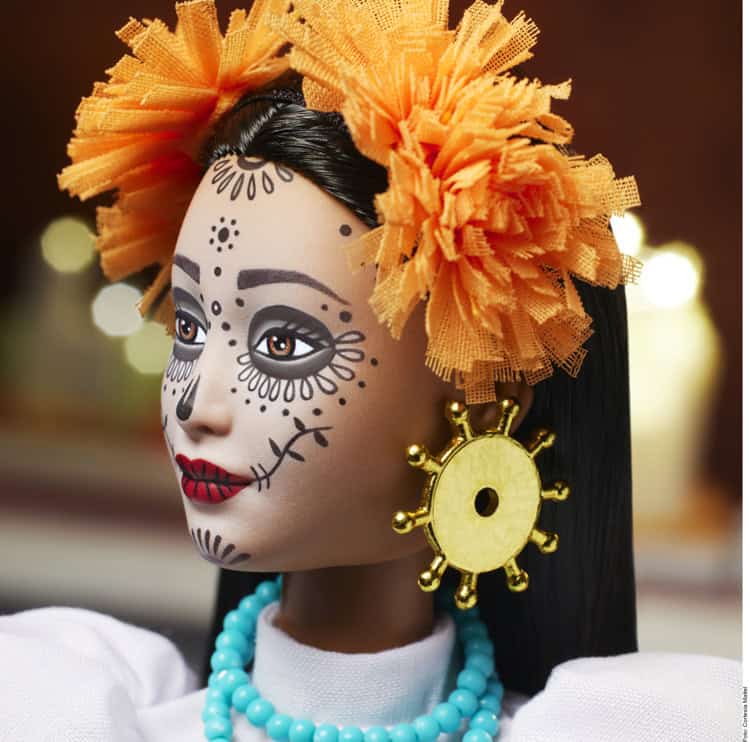 Diseña Kris Goyri edición especial  de Barbie Día de Muertos