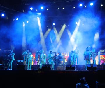 Ponen el ritmo al Festival del Globo en Hermosillo 