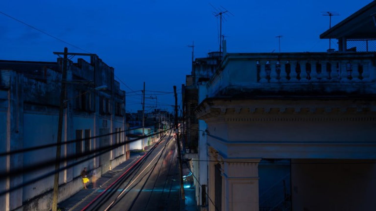 Emergencia eléctrica en Cuba; Consulado de México llama a ahorrar de energía