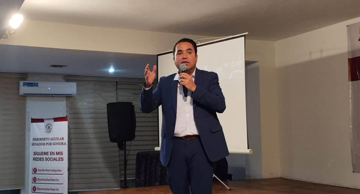 Heriberto Aguilar sostiene encuentro con líderes de Empalme y Guaymas