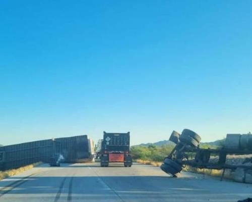 Tránsito lento en la carretera Guaymas-Hermosillo por accidente