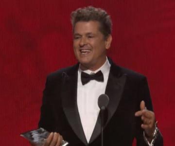 Carlos Vives es reconocido como Persona del Año en el Latin Grammy