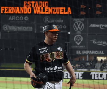 Naranjeros dejan tendidos a Tomateros de Culiacán