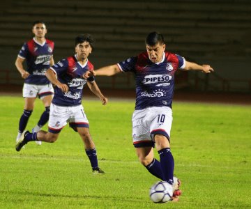 Cimarrones ganan el primero en casa