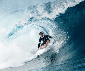 Alan Cleland va a la Liga Mundial de Surf