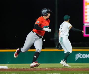 Bravas barren a Naranjeros Femenil