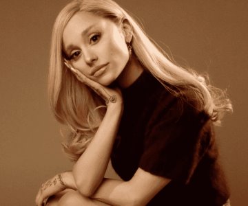 Ariana Grande revela que hace años perdió la memoria por agotamiento