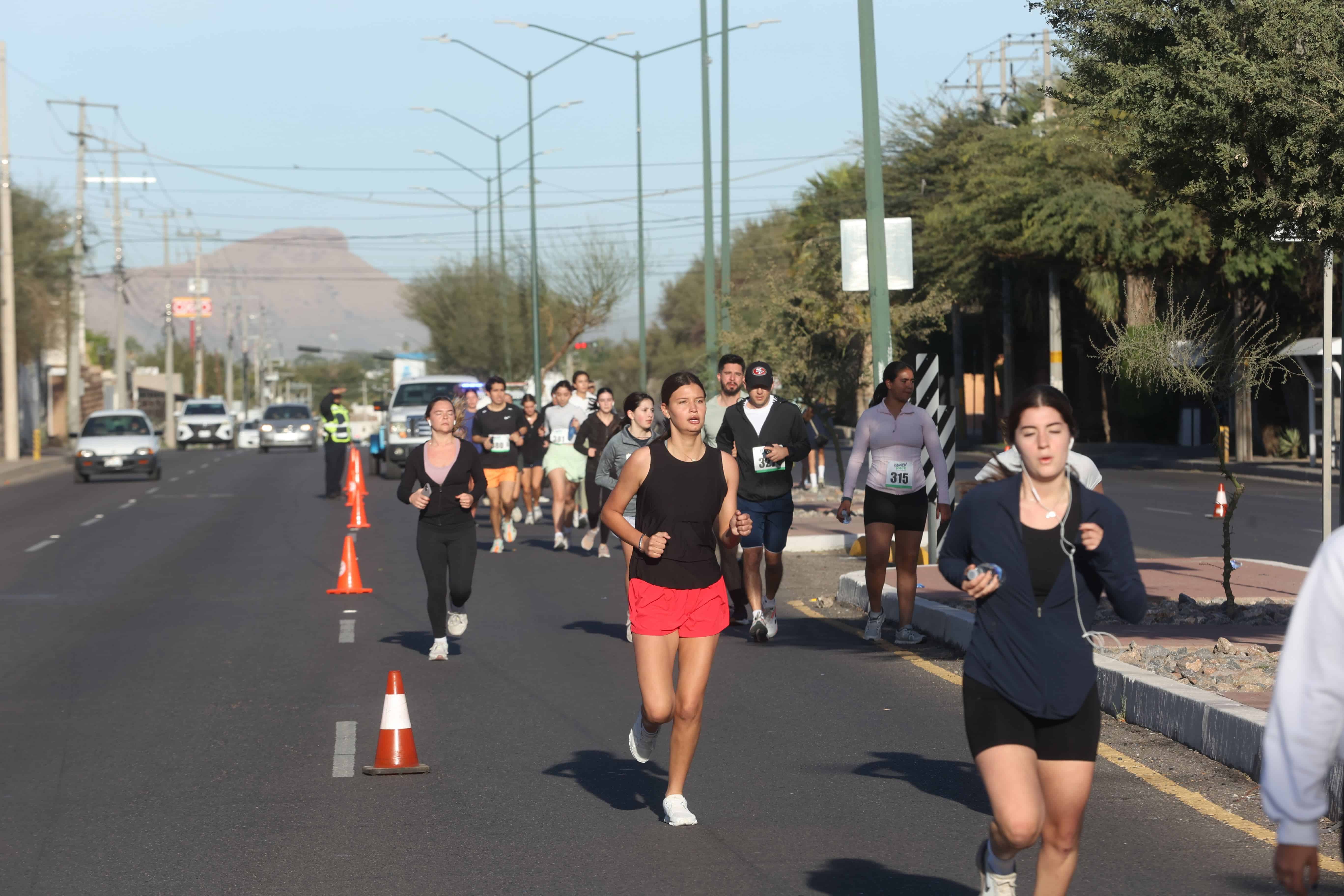 Liceo Thezia se viste de gala deportiva