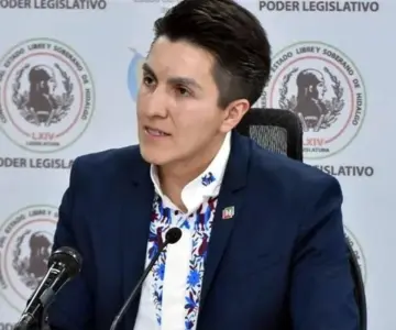 Detienen en Florida a excontralor de Hidalgo en administración de Omar Fayad