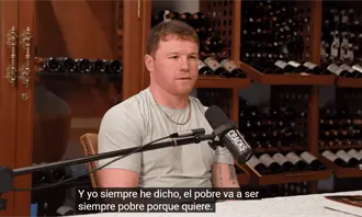 Critican a Canelo por asegurar que el pobre es pobre porque quiere