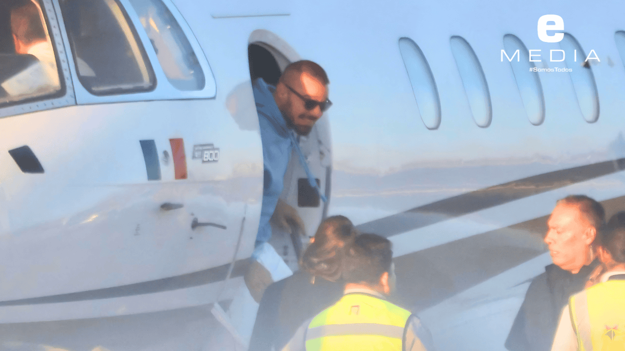 Captan llegada de Ricky Martin a Hermosillo antes de su concierto