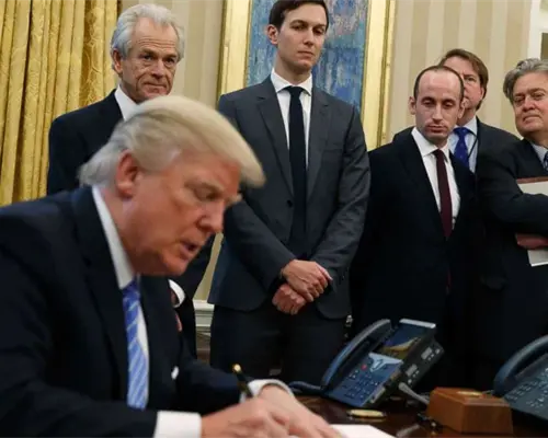 Equipo de Trump evaluó operación militar en México, revela libro