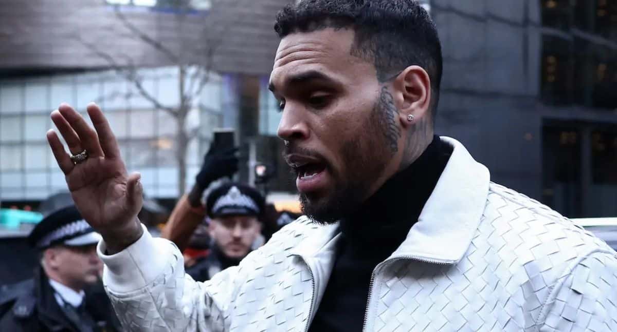 Chris Brown evita la cárcel tras recibir condena en Londres