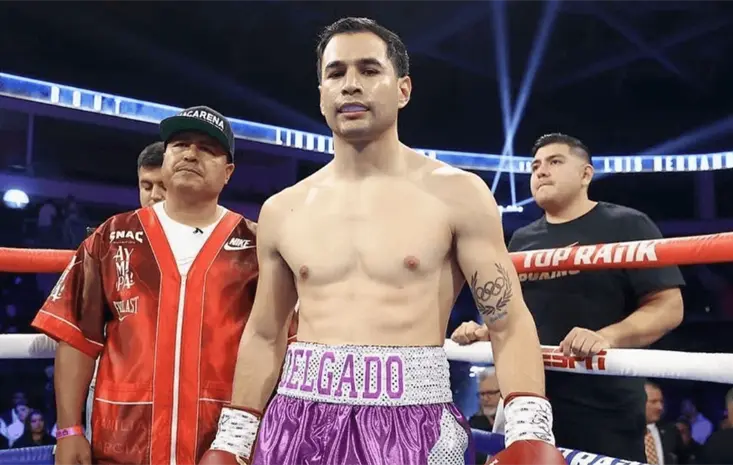 Lindolfo Delgado se baja de la funci&oacute;n de Canelo &Aacute;lvarez en Arabia Saudita