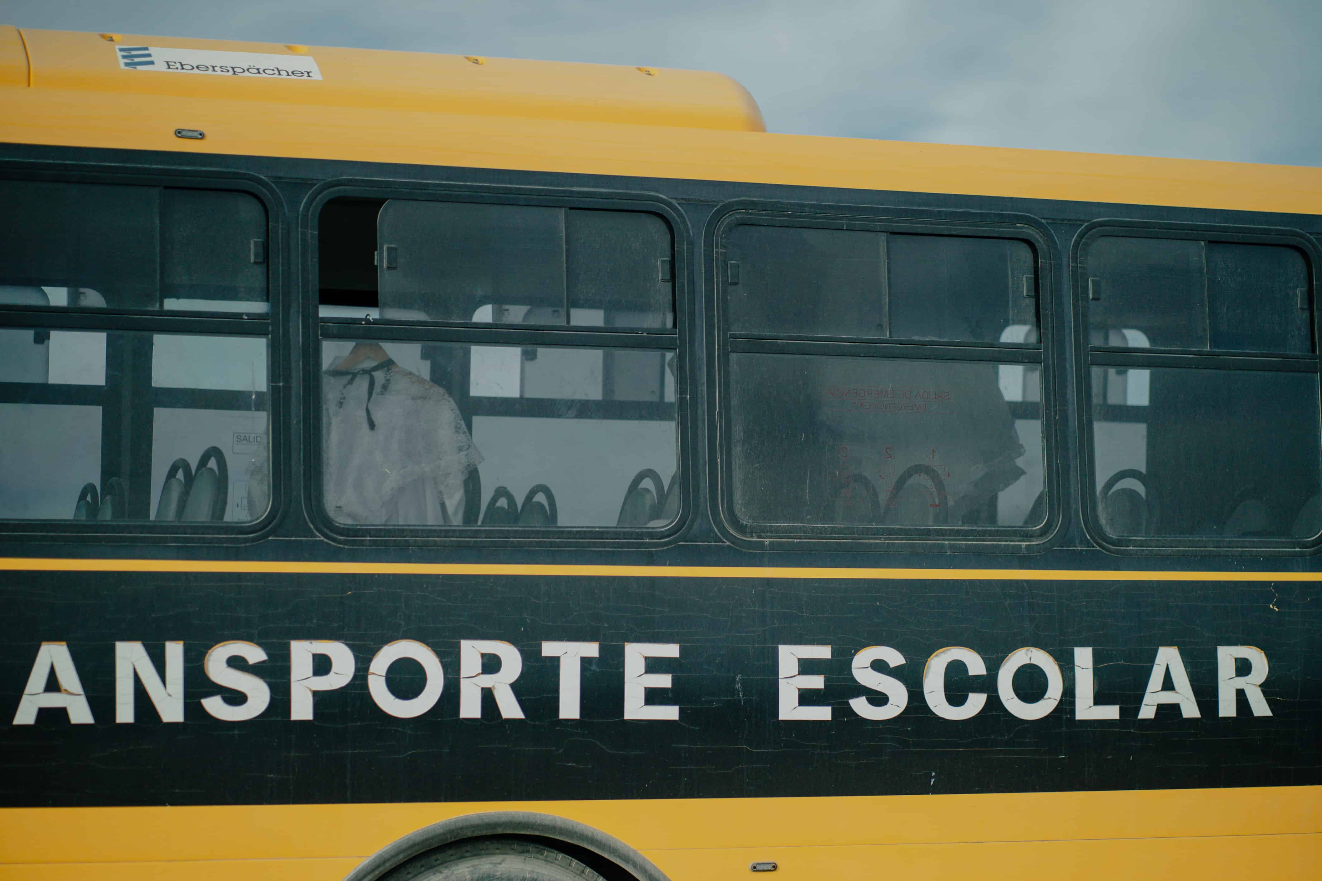 Transporte escolar: al festival llegaron grupos de estudiantes.