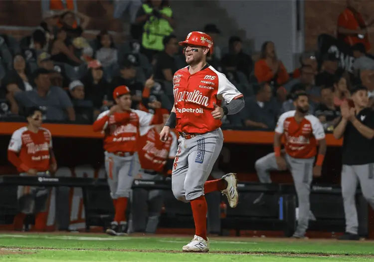 Venados remontan por segunda noche consecutiva y vencen a Naranjeros en extrainnings