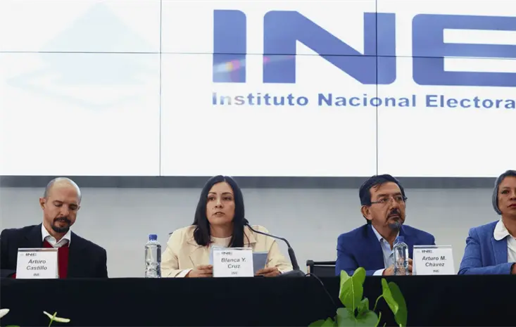 Blanca Cruz confirma 12 renuncias m&aacute;s en el INE y revisi&oacute;n de mandos