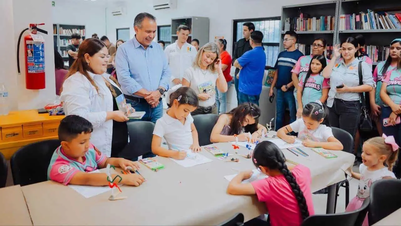 El nuevo espacio cuenta con libros, juegos didácticos y murales. (Foto: Cortesía)