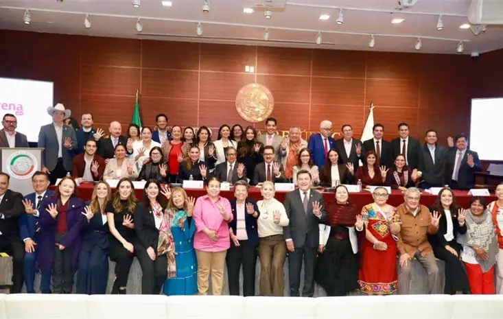 Lorenia Valles participa en di&aacute;logo con coordinadores de Morena