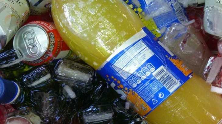 Hacienda reporta menor consumo de refrescos por IESP