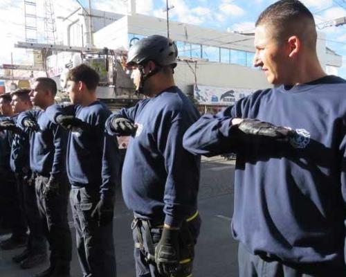 GALERÍA | Cuerpos de emergencia encabezan desfile revolucionario en Nogales