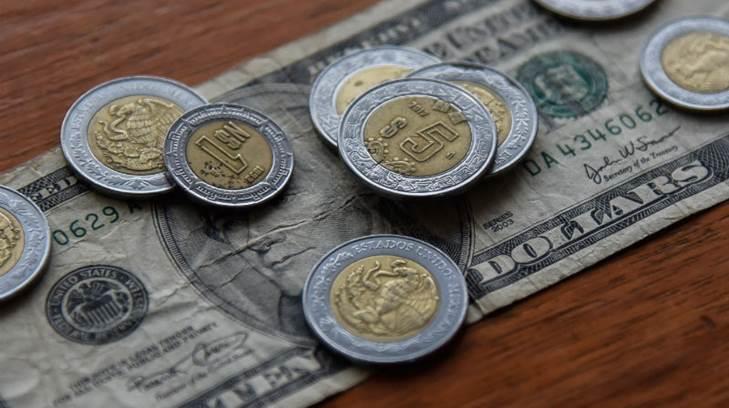 Precio del dólar abre en 19.80 pesos este viernes