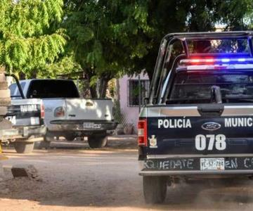 Hombre detenido por golpear a su esposa y a su hija de 3 años en La Cholla