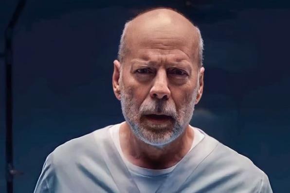 Bruce Willis se niega a usar cubrebocas
