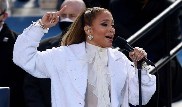 Jennifer Lopez envía claro mensaje en español