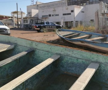 Encuentran cuerpo dentro de un tambo flotando en la Bahía de Guaymas
